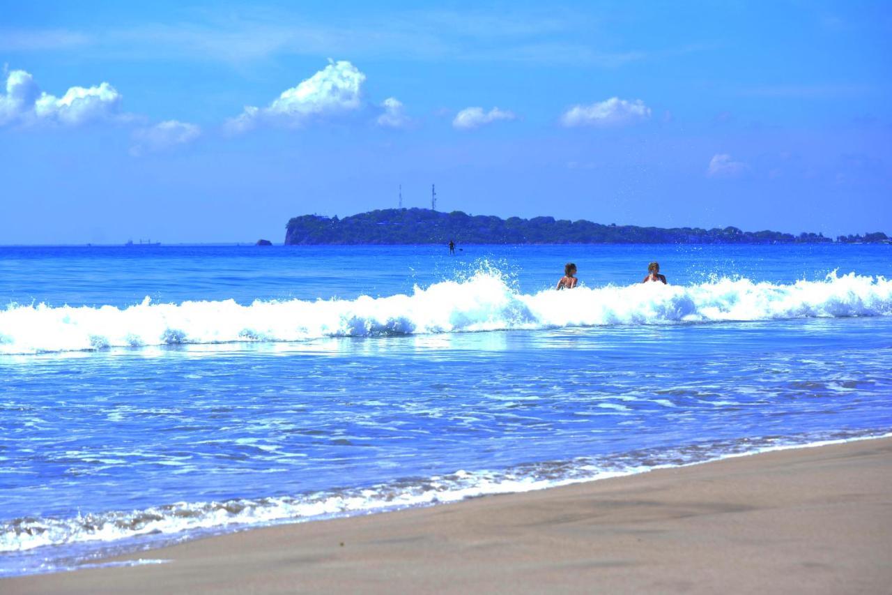 Sea Lotus Park Hotel Trincomalee Exterior photo